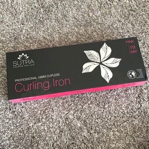 Pink ceramic 19 mm clipless curling iron